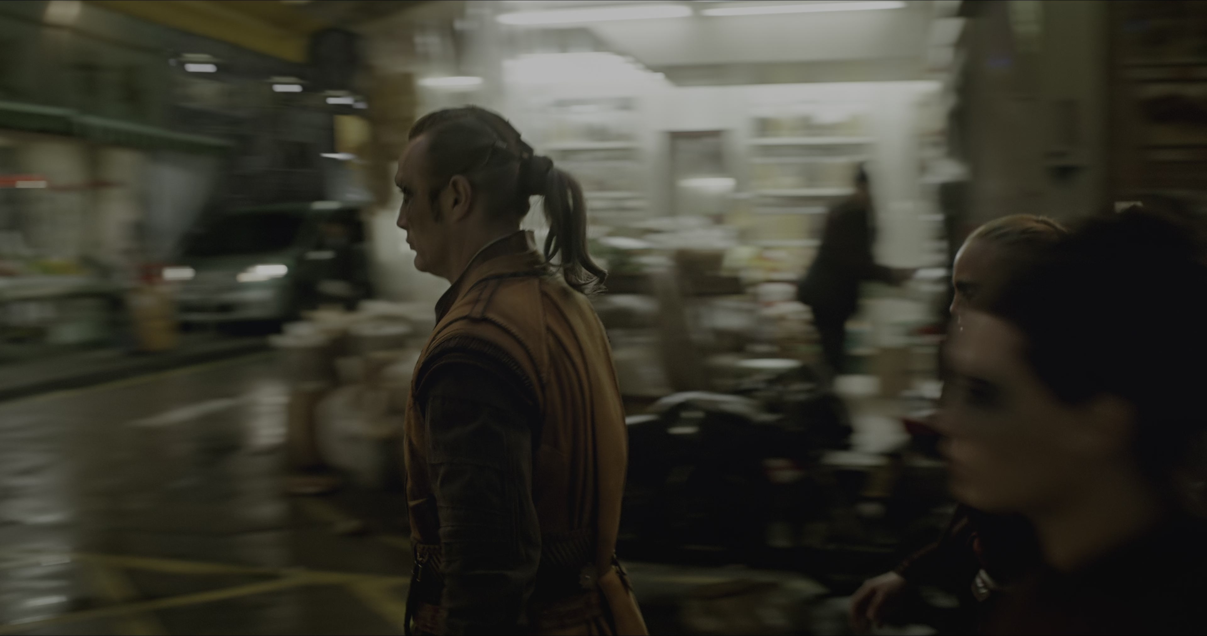 Doctor Strange (2016), wide, 1.90:1 — film still