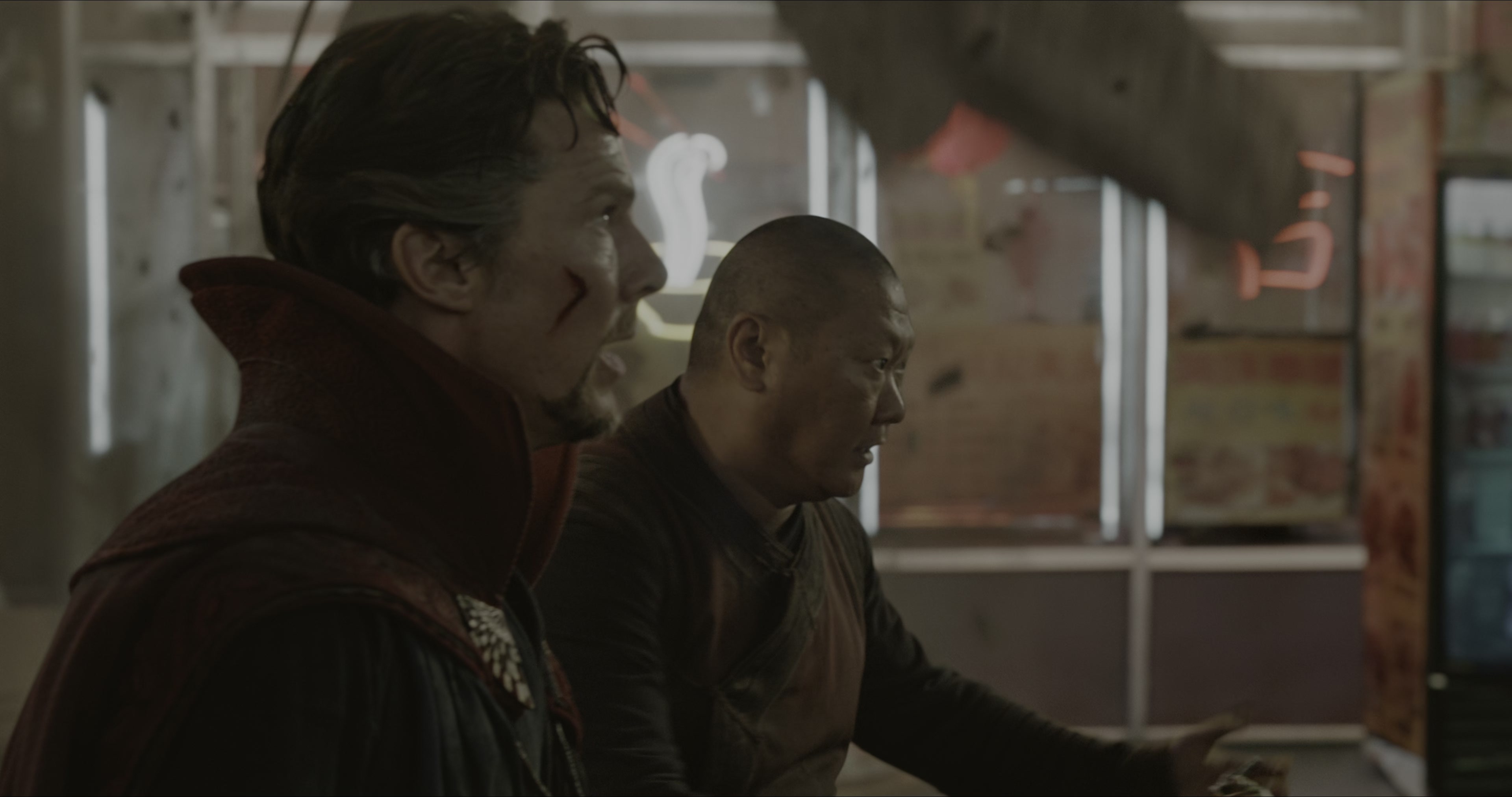 Doctor Strange (2016), wide, 1.90:1 — film still