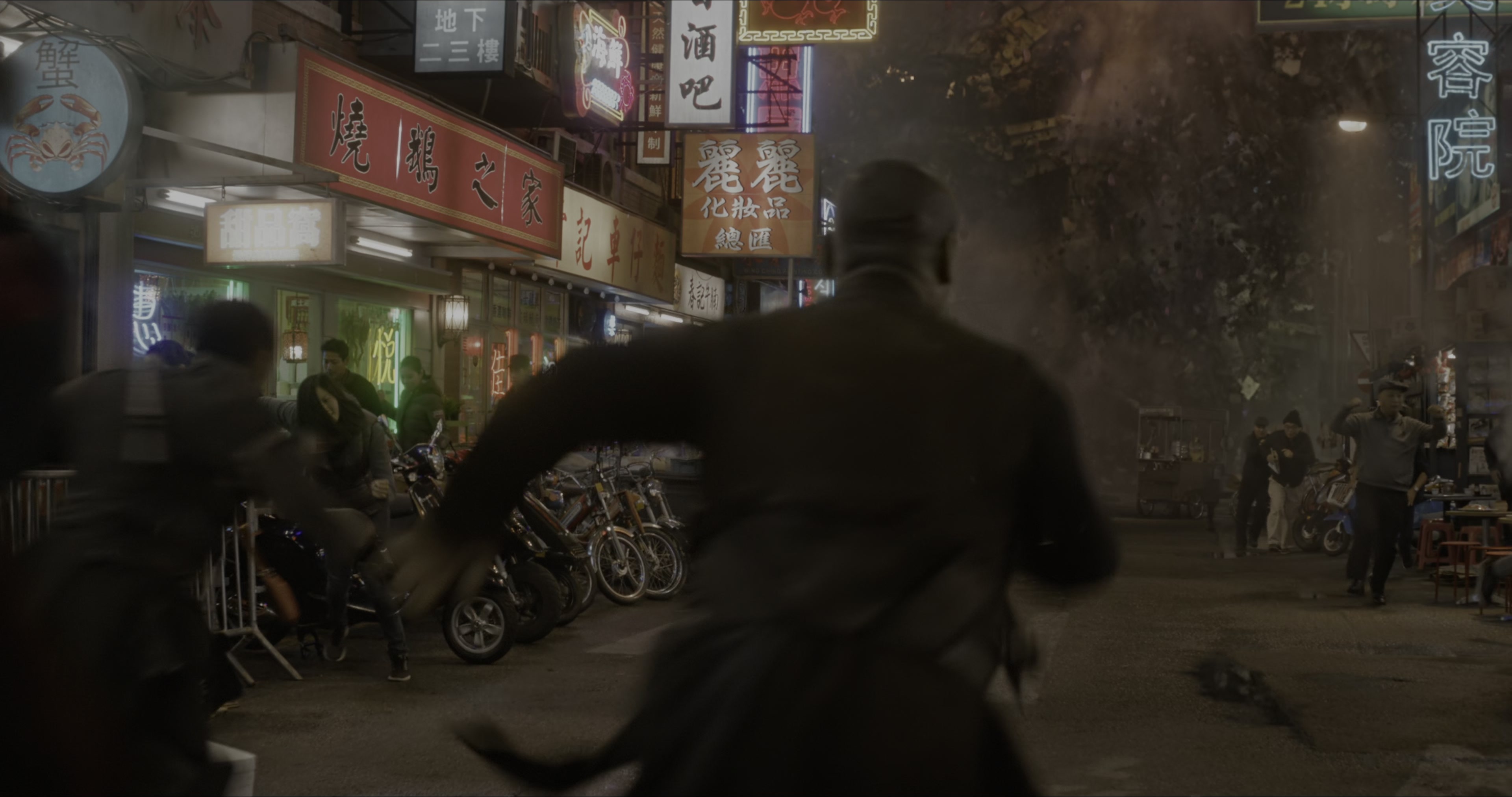 Doctor Strange (2016), wide, 1.90:1 — film still