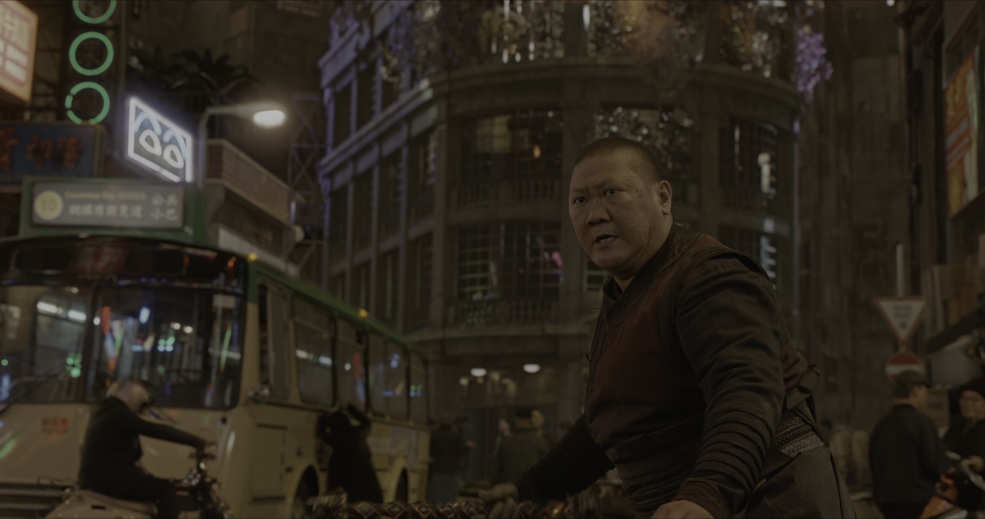 Doctor Strange (2016), wide, 1.90:1 — film still