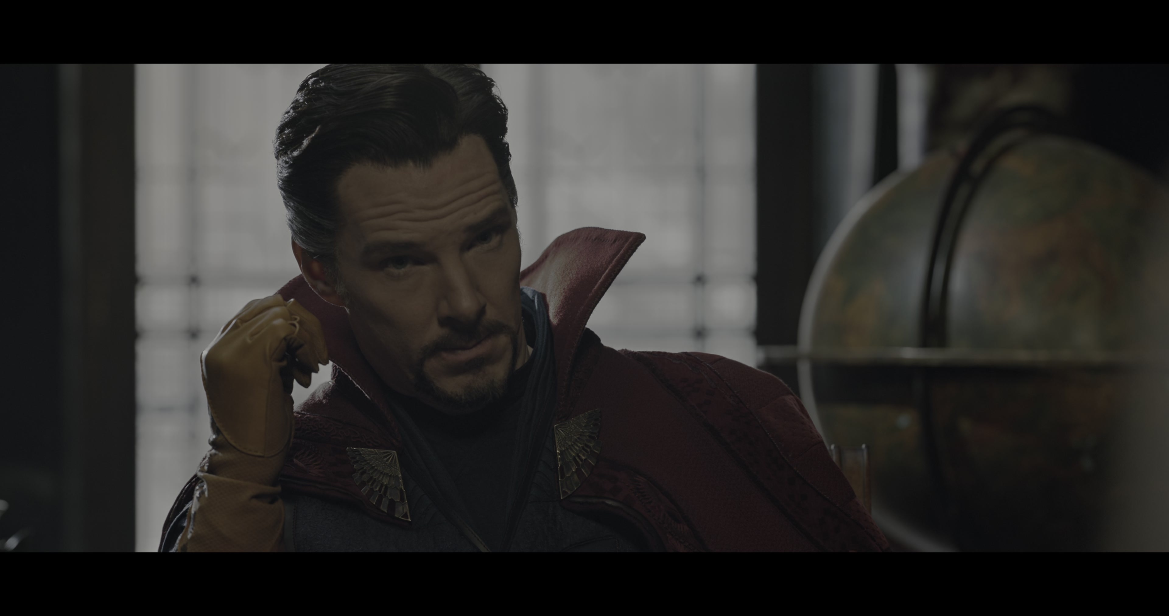 Doctor Strange (2016), wide, 1.90:1 — film still
