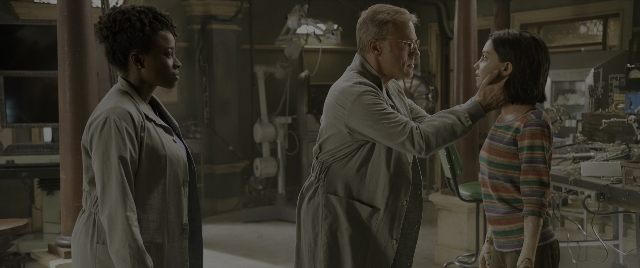 Wide shot frame from Alita: Battle Angel — people, action, standing