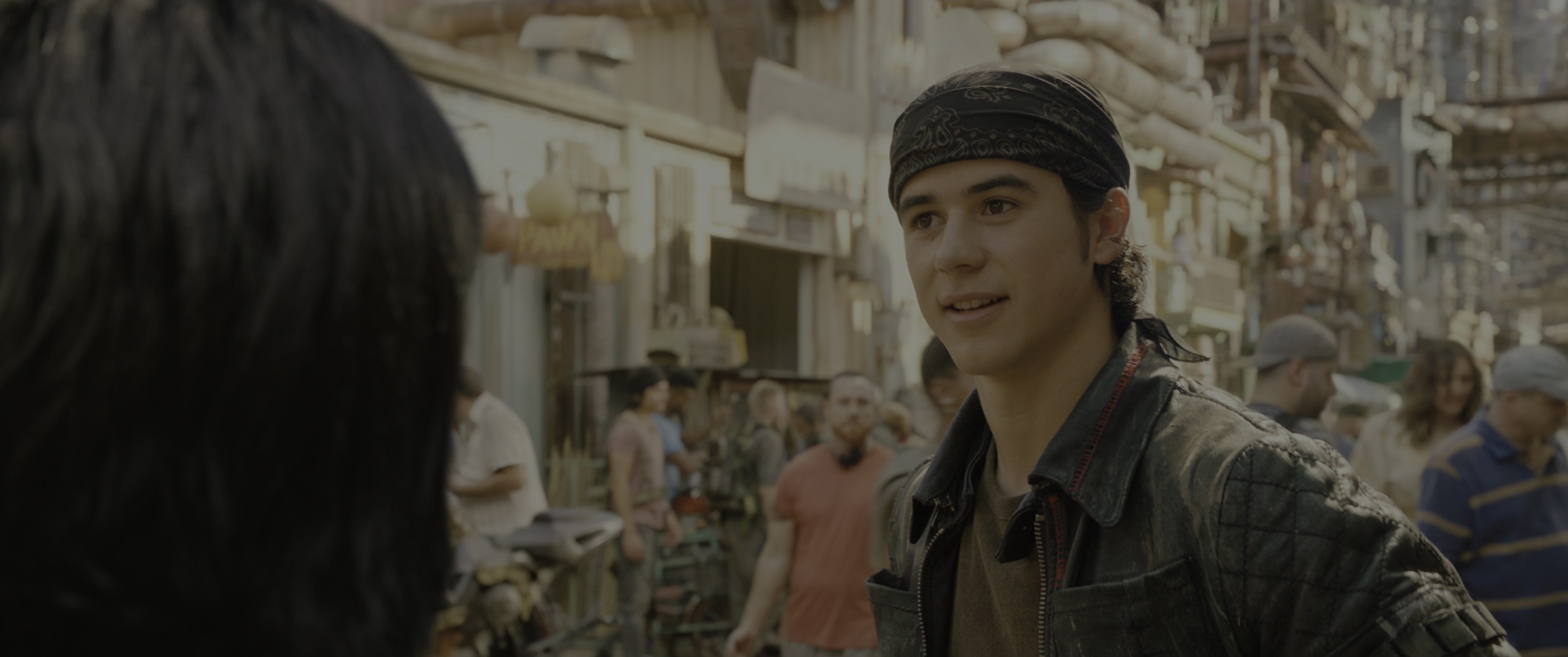 Alita: Battle Angel (2019), wide, 2.39:1 — film still