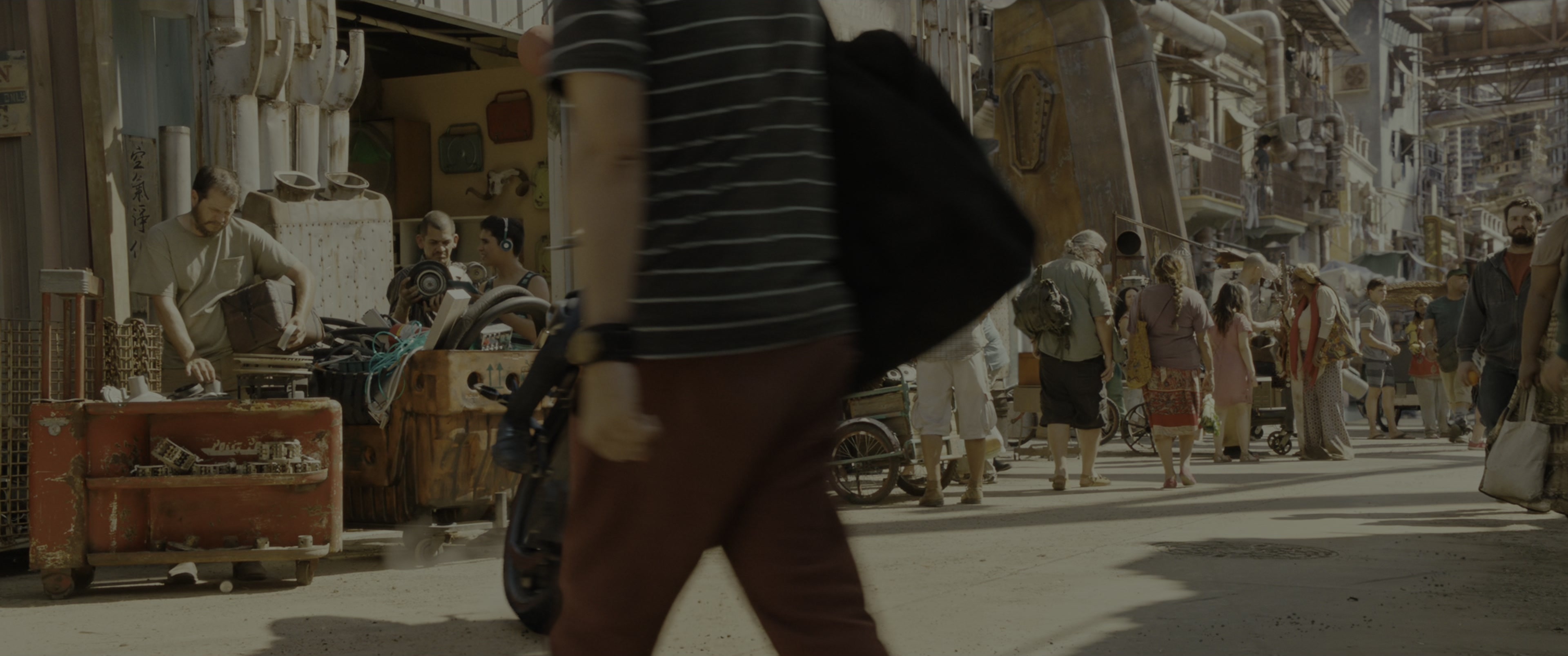 Alita: Battle Angel (2019), wide, 2.39:1 — film still