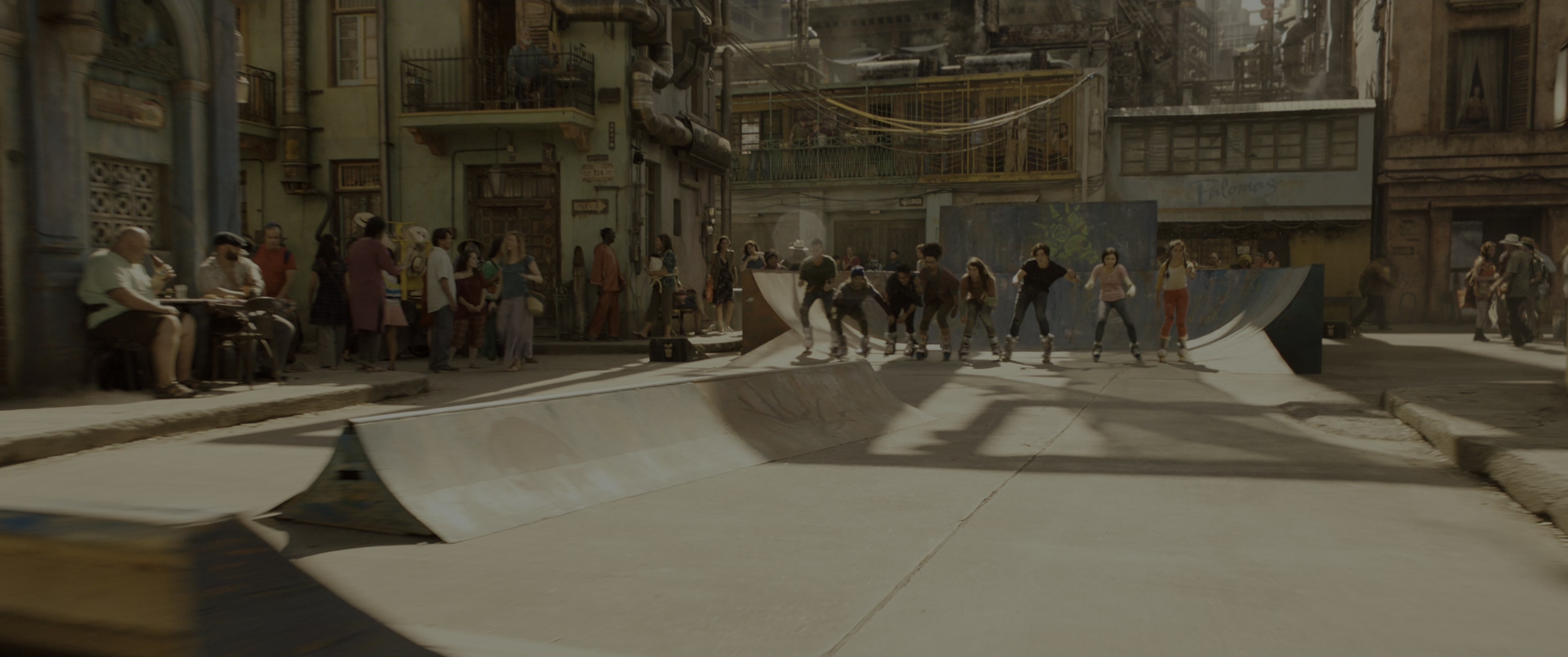 Alita: Battle Angel (2019), wide, 2.39:1 — film still