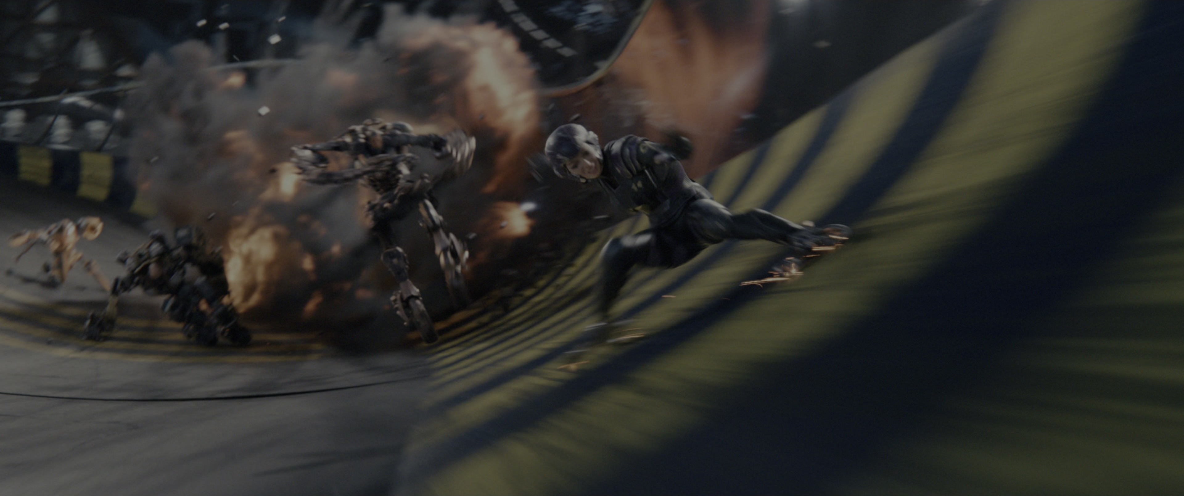 Alita: Battle Angel (2019), wide, 2.39:1 — film still