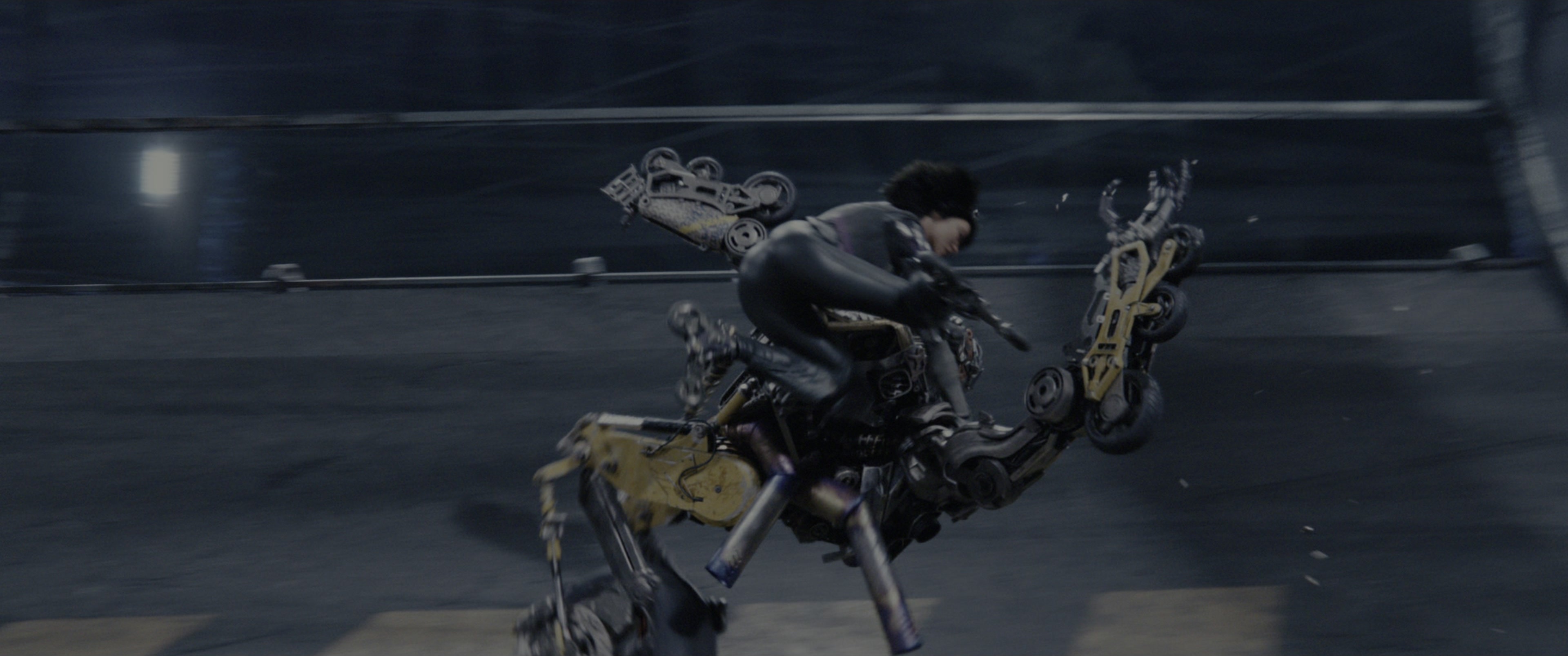 Alita: Battle Angel (2019), wide, 2.39:1 — film still