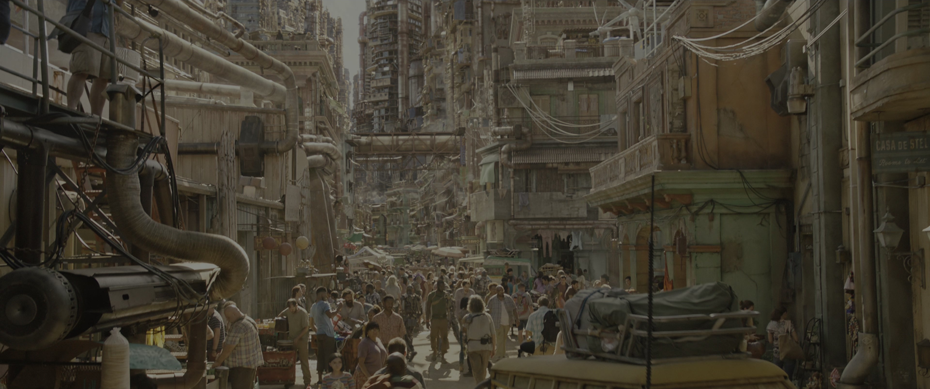 Alita: Battle Angel (2019), wide, 2.39:1 — film still