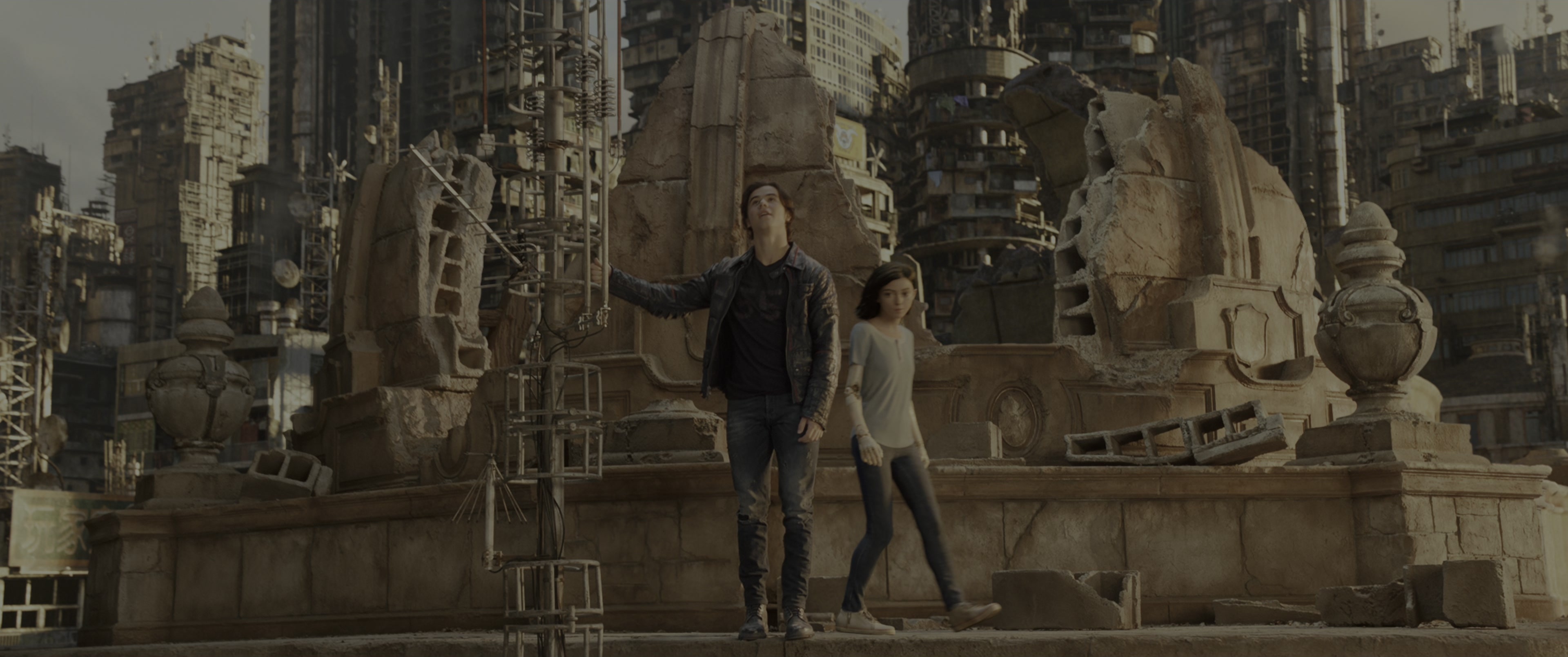 Alita: Battle Angel (2019), wide, 2.39:1 — film still
