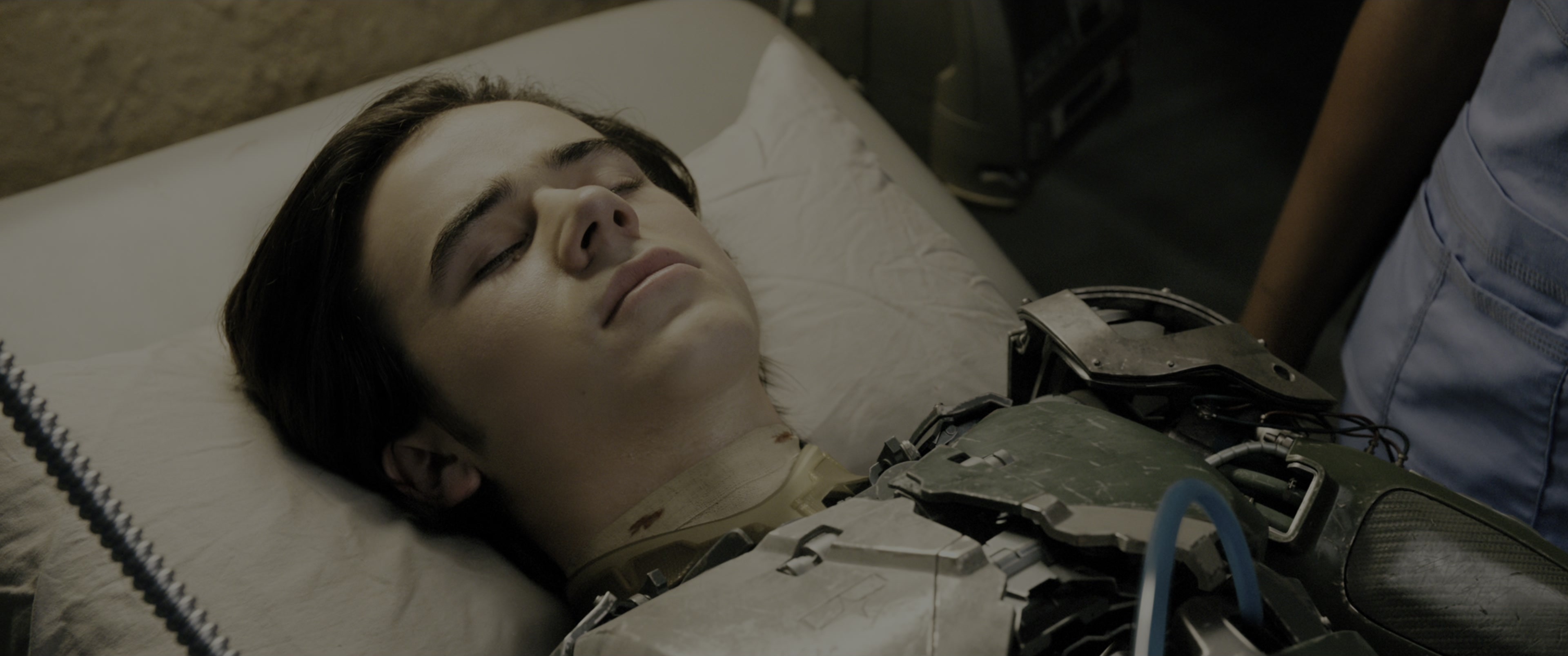 Alita: Battle Angel (2019), wide, 2.39:1 — film still