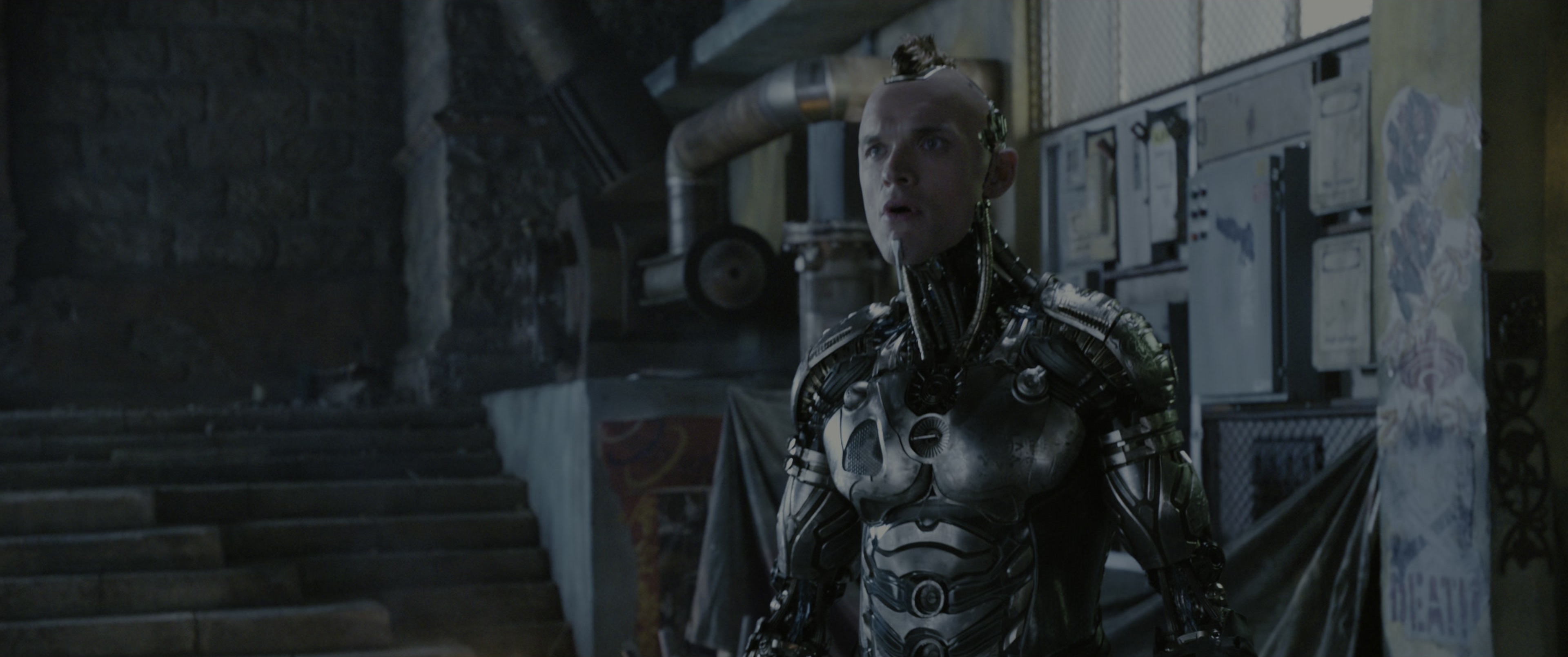 Alita: Battle Angel (2019), wide, 2.39:1 — film still