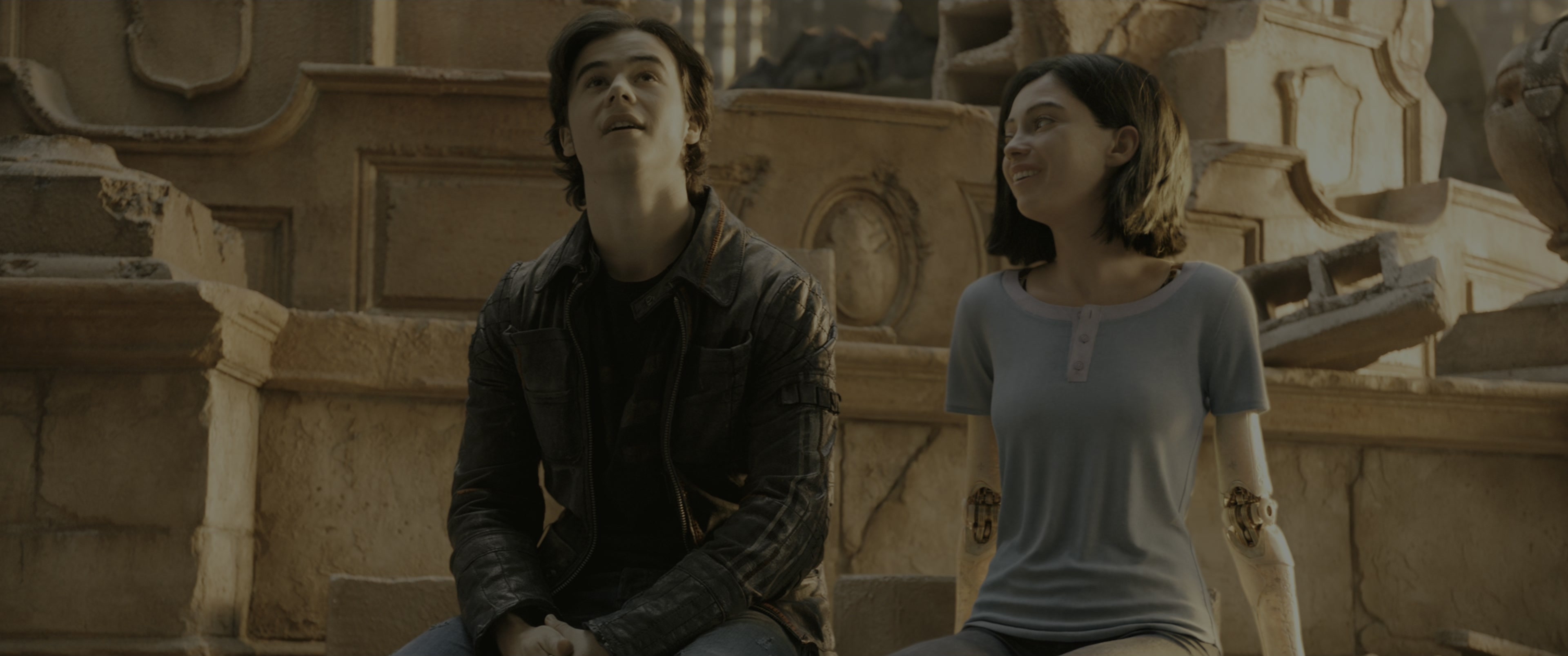 Alita: Battle Angel (2019), wide, 2.39:1 — film still