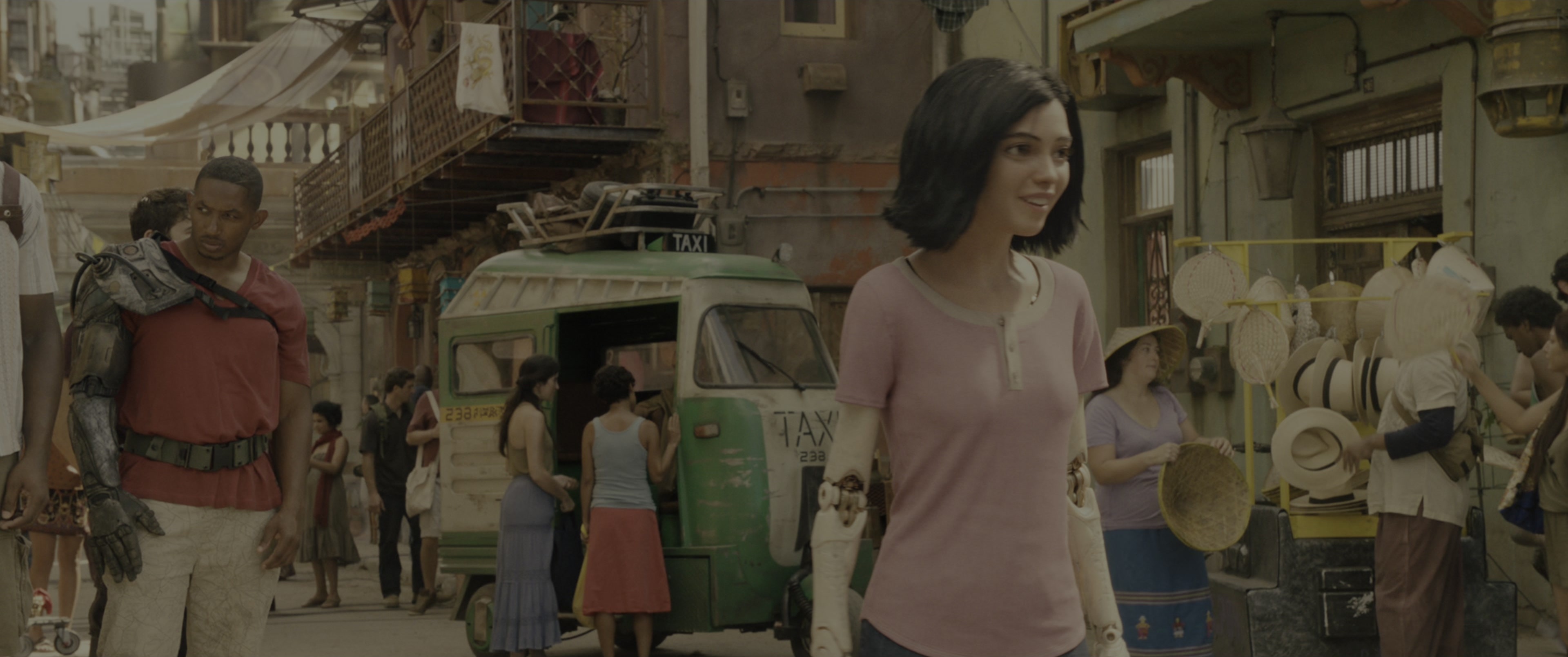 Alita: Battle Angel (2019), wide, 2.39:1 — film still