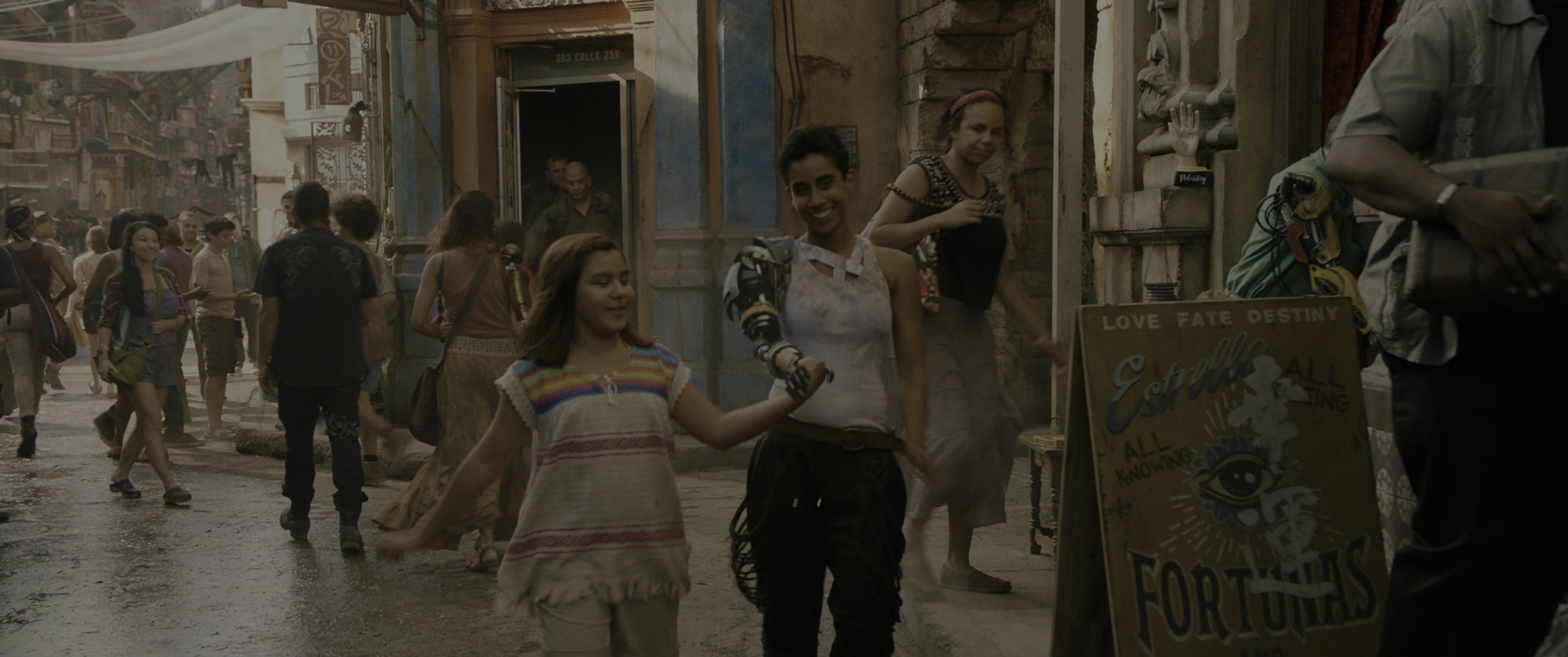 Alita: Battle Angel (2019), wide, 2.39:1 — film still