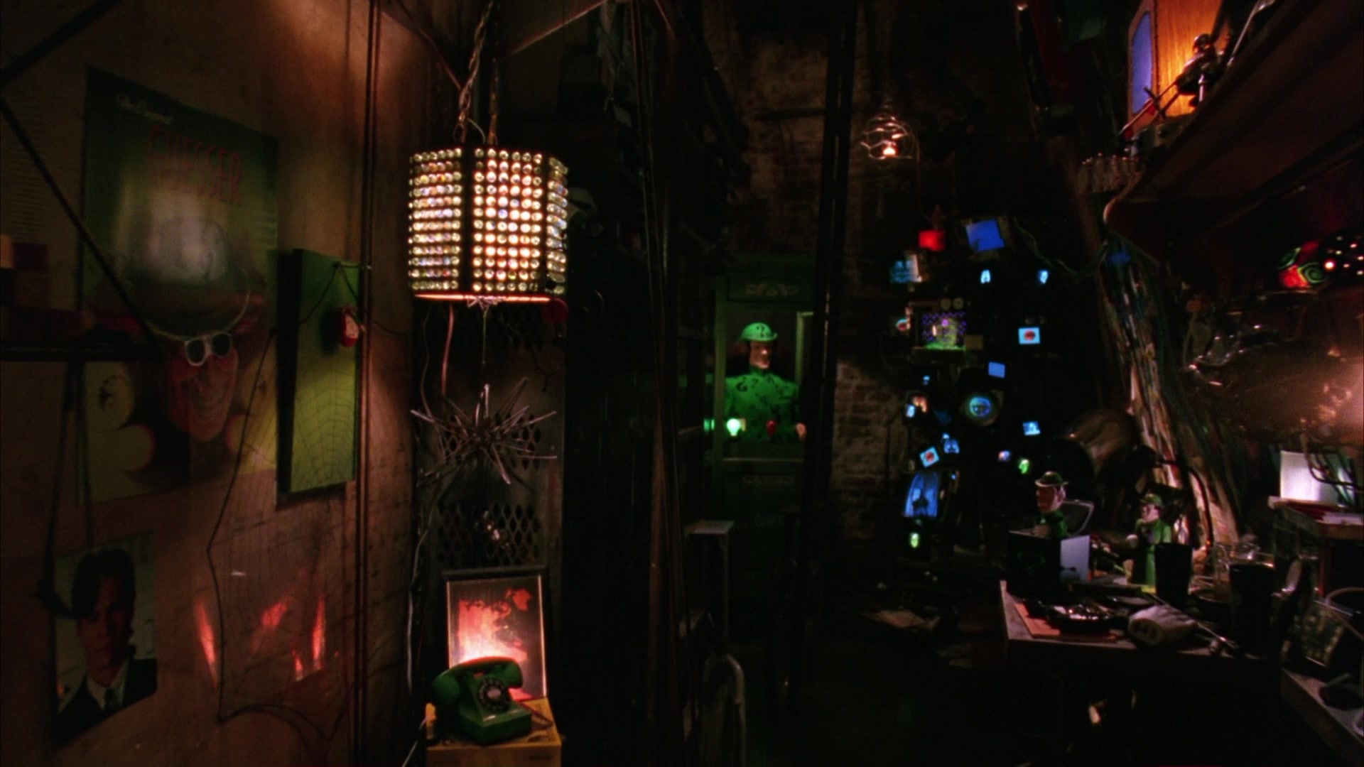 Batman Forever (1995), wide, 1.78:1 — film still
