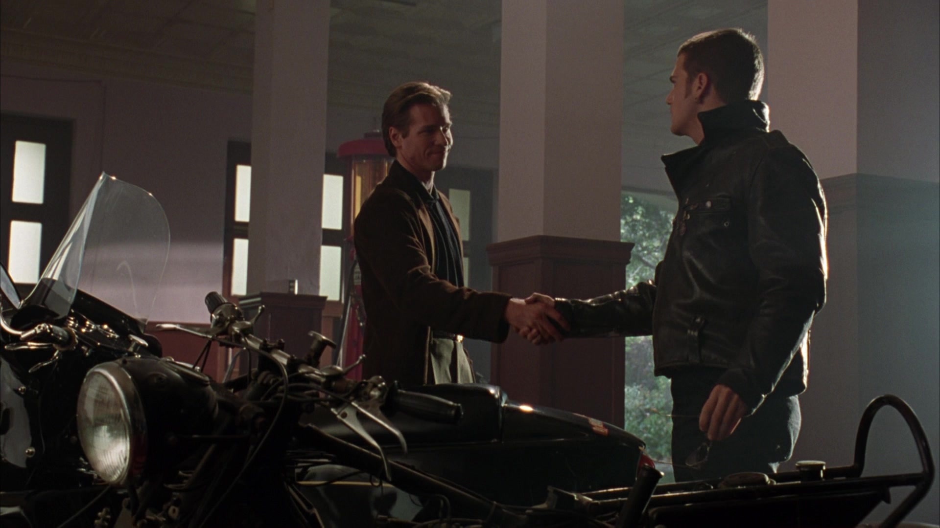 Batman Forever (1995), wide, 1.78:1 — film still