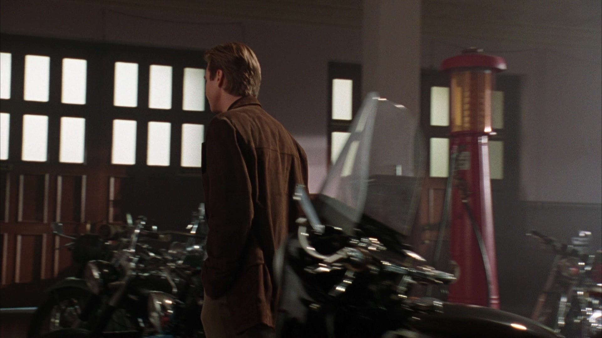 Batman Forever (1995), wide, 1.78:1 — film still