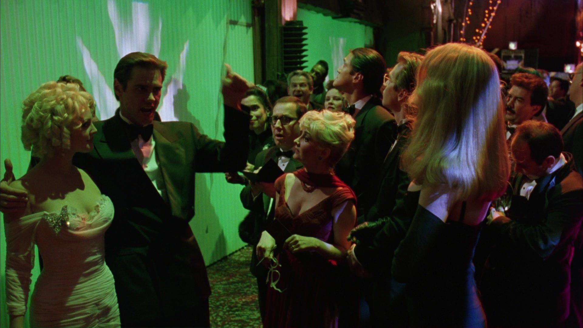 Batman Forever (1995), wide, 1.78:1 — film still