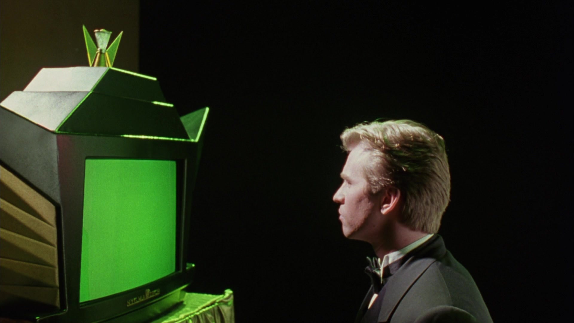 Batman Forever (1995), close, 1.78:1 — film still