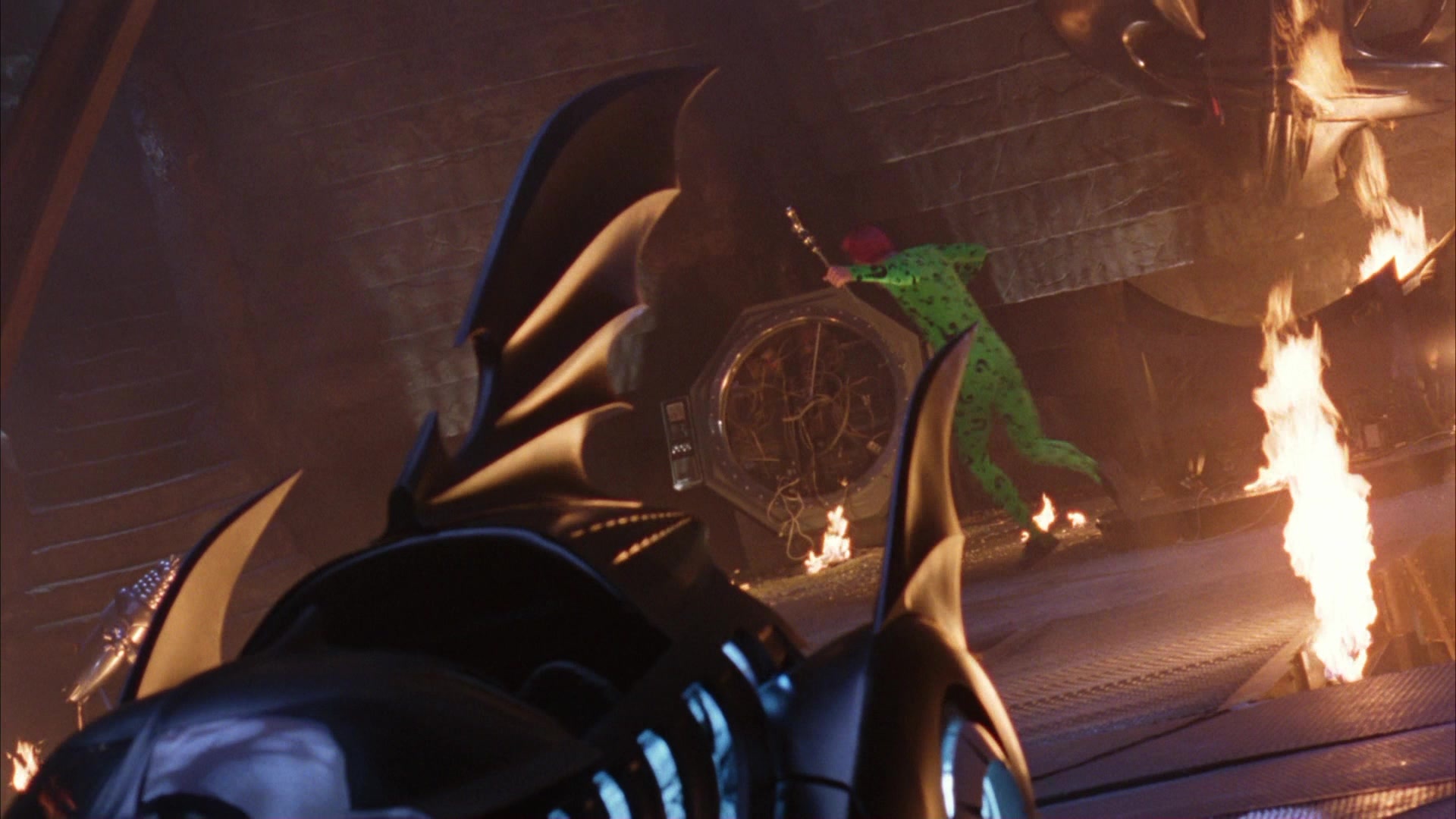 Batman Forever (1995), wide, 1.78:1 — film still
