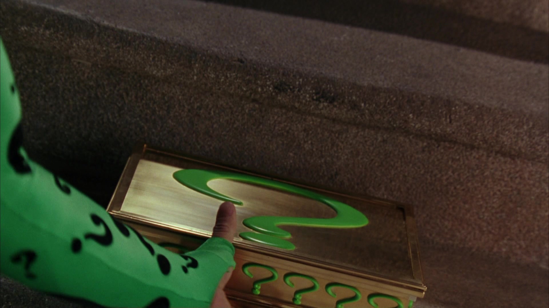 Batman Forever (1995), wide, 1.78:1 — film still