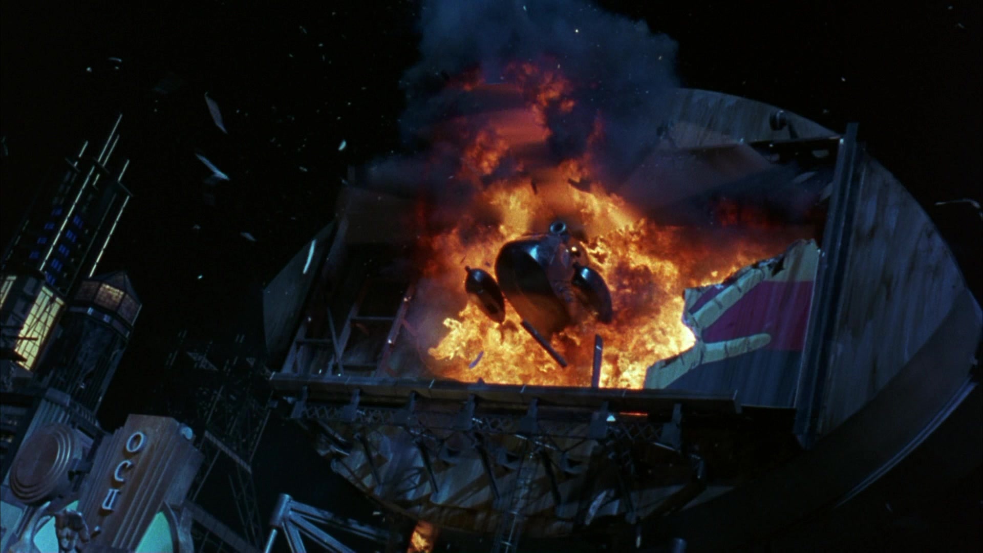 Batman Forever (1995), wide, 1.78:1 — film still