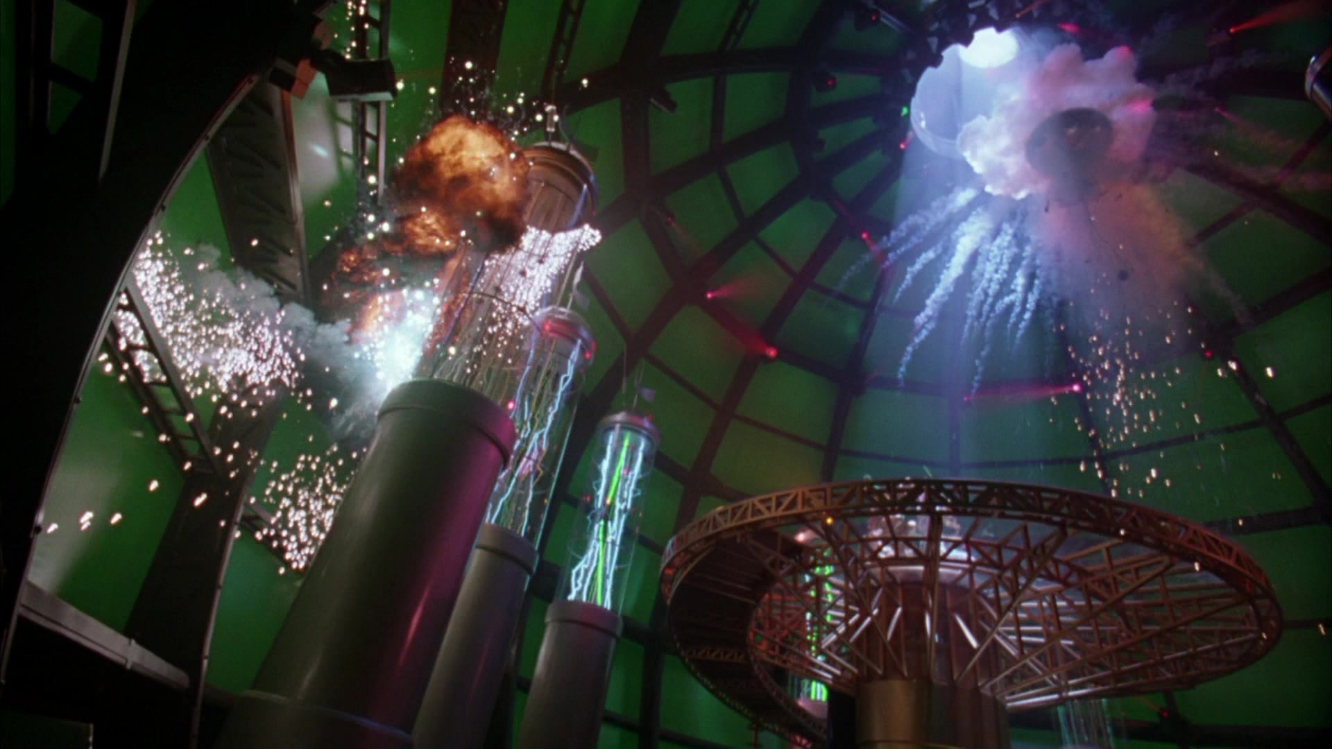 Batman Forever (1995), wide, 1.78:1 — film still