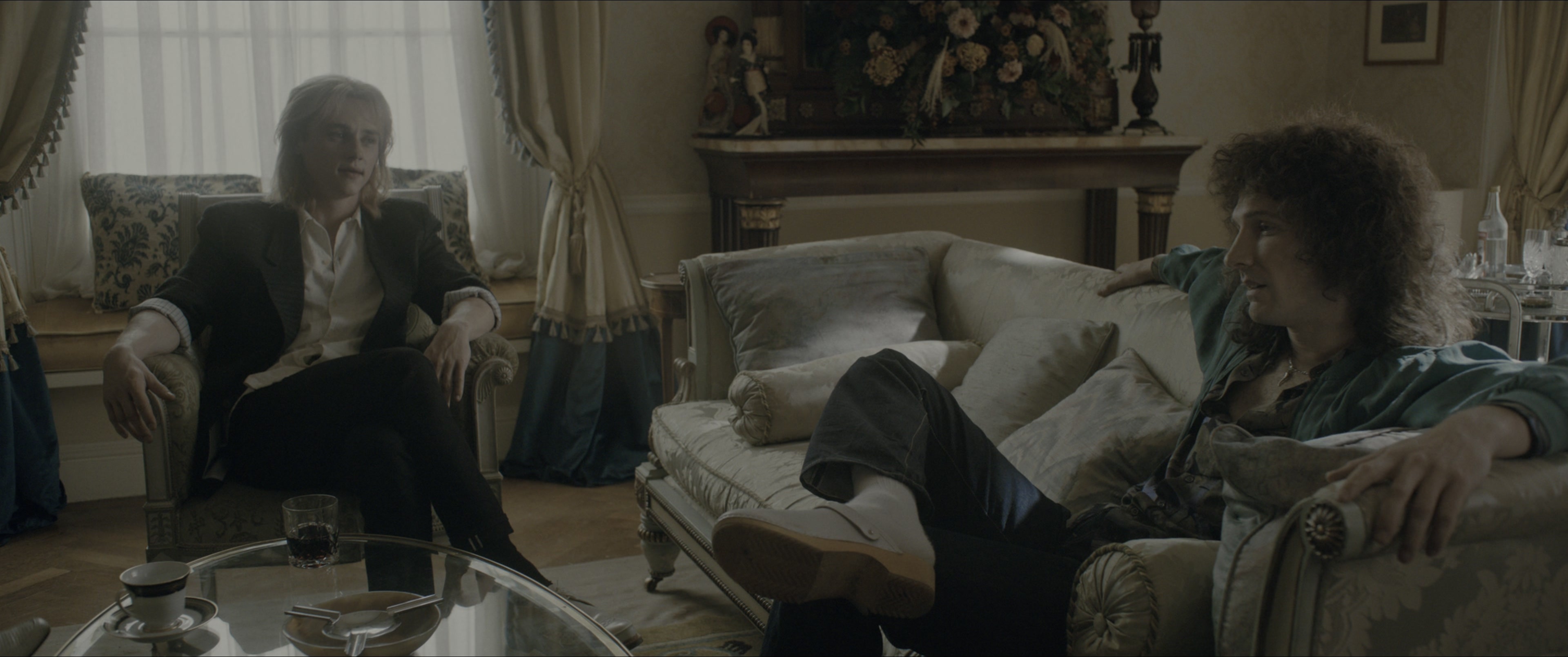 Bohemian Rhapsody (2018), wide, 2.39:1 — film still
