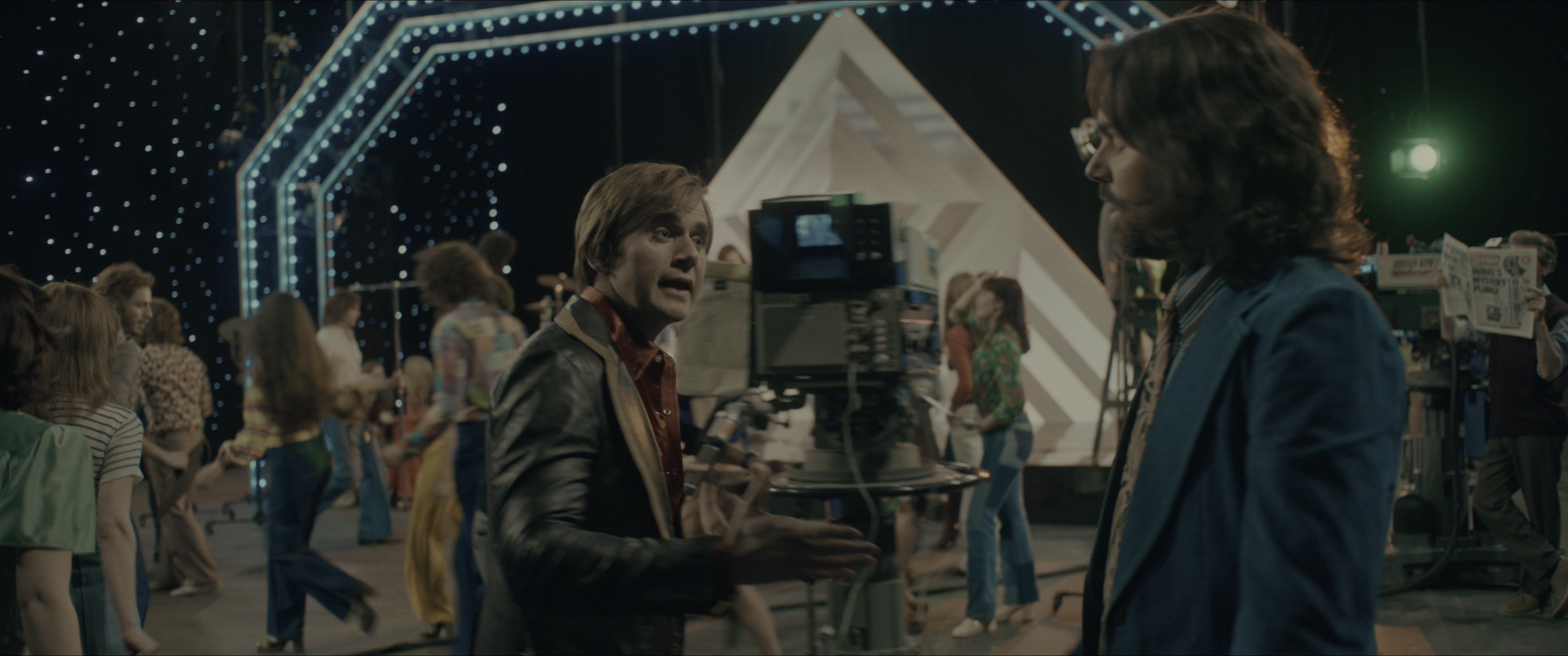Bohemian Rhapsody (2018), wide, 2.39:1 — film still