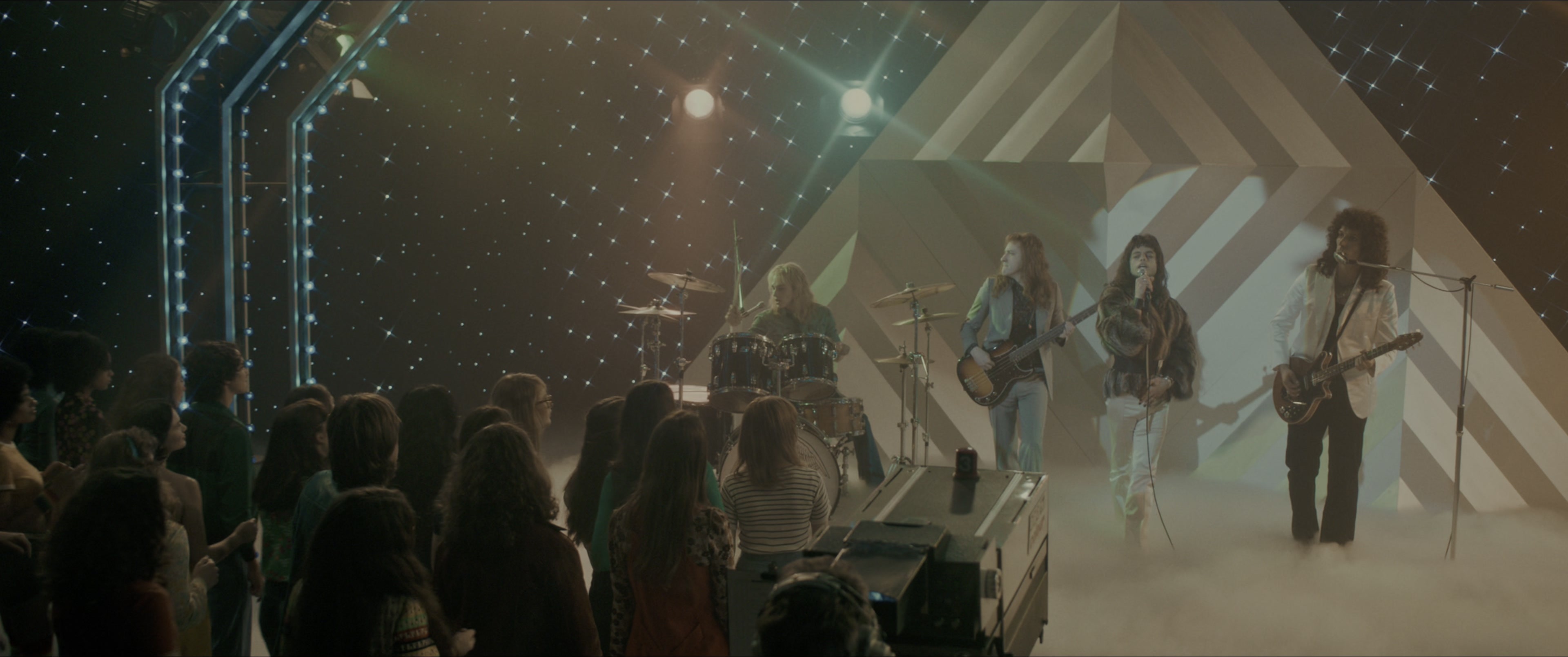 Bohemian Rhapsody (2018), wide, 2.39:1 — film still