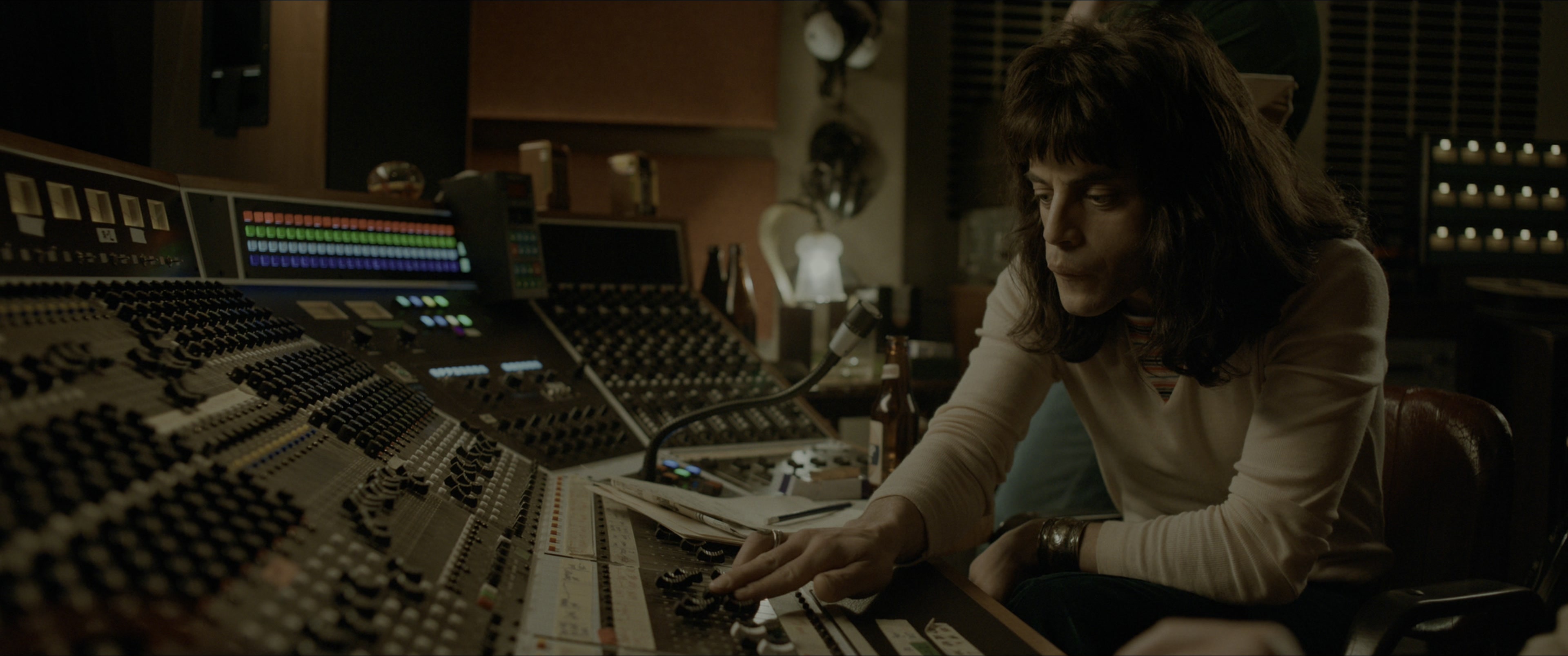 Bohemian Rhapsody (2018), wide, 2.39:1 — film still