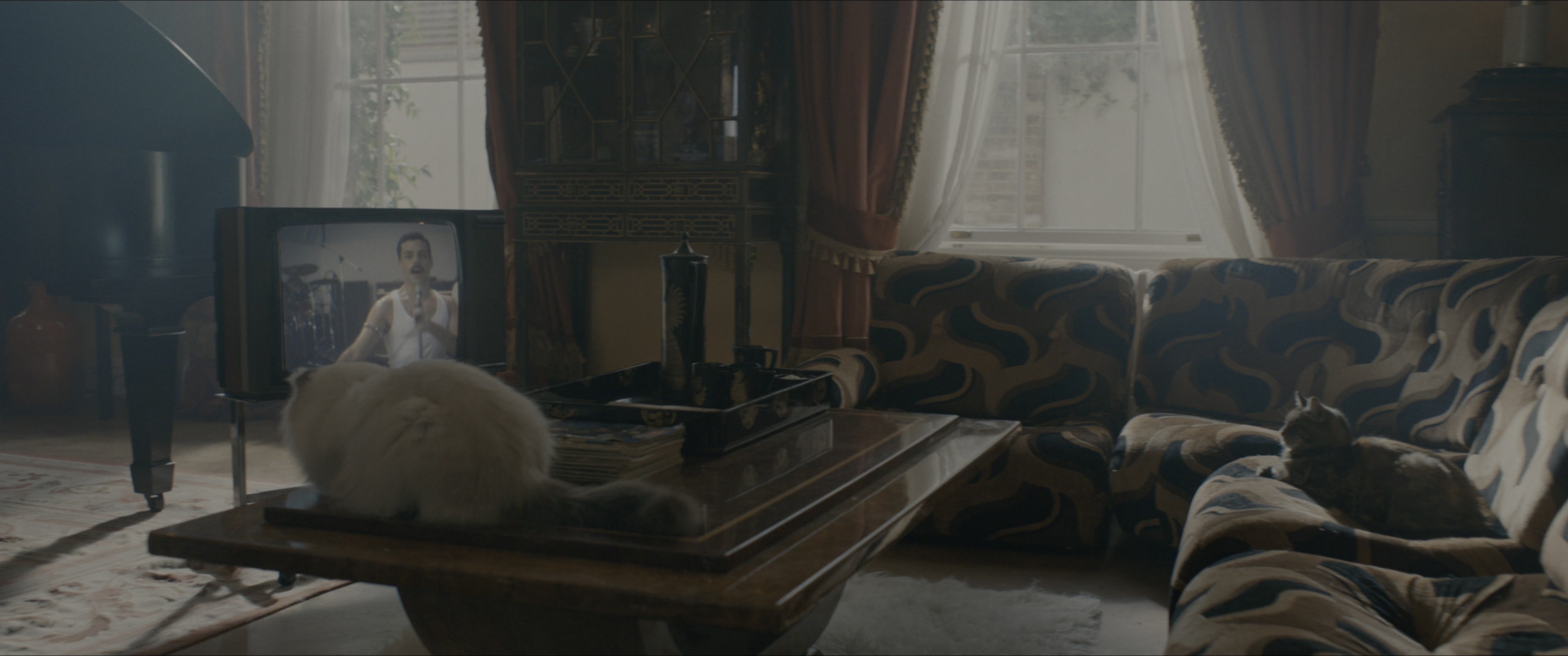 Bohemian Rhapsody (2018), wide, 2.39:1 — film still