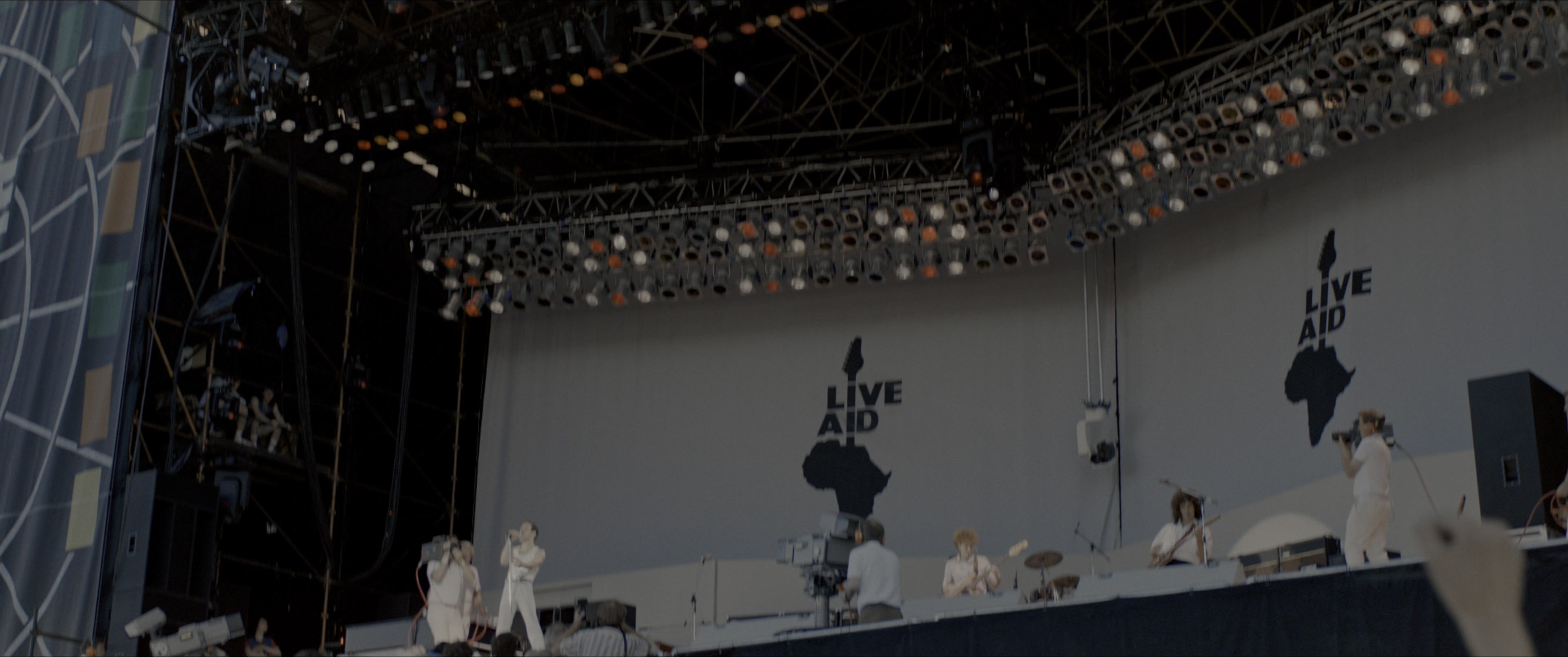 Bohemian Rhapsody (2018), wide, 2.39:1 — film still