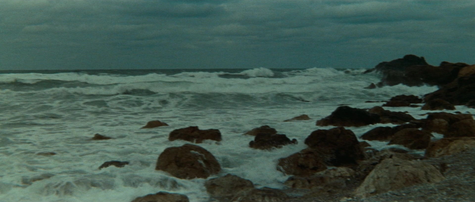 Kyôfu kikei ningen: Edogawa Rampo zenshû (1969), unknown, 2.35:1 — film still