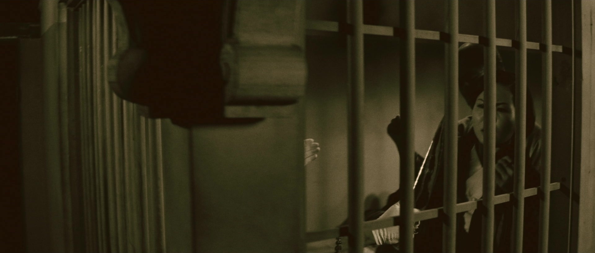 Kyôfu kikei ningen: Edogawa Rampo zenshû (1969), wide, 2.35:1 — film still