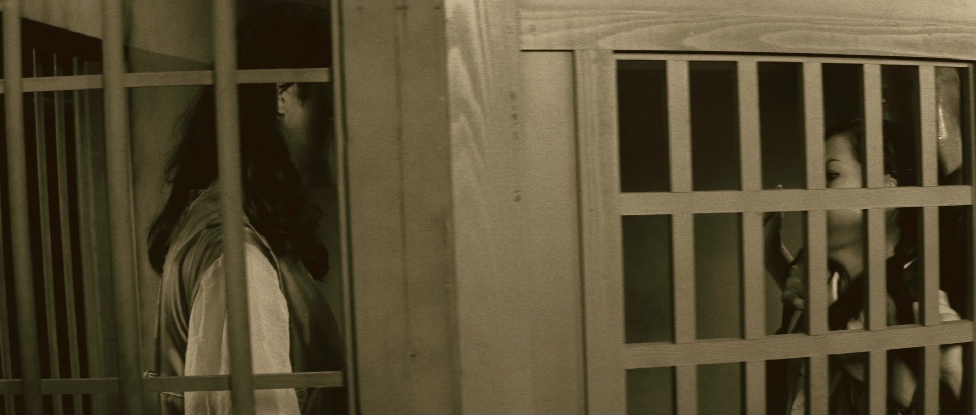 Kyôfu kikei ningen: Edogawa Rampo zenshû (1969), wide, 2.35:1 — film still