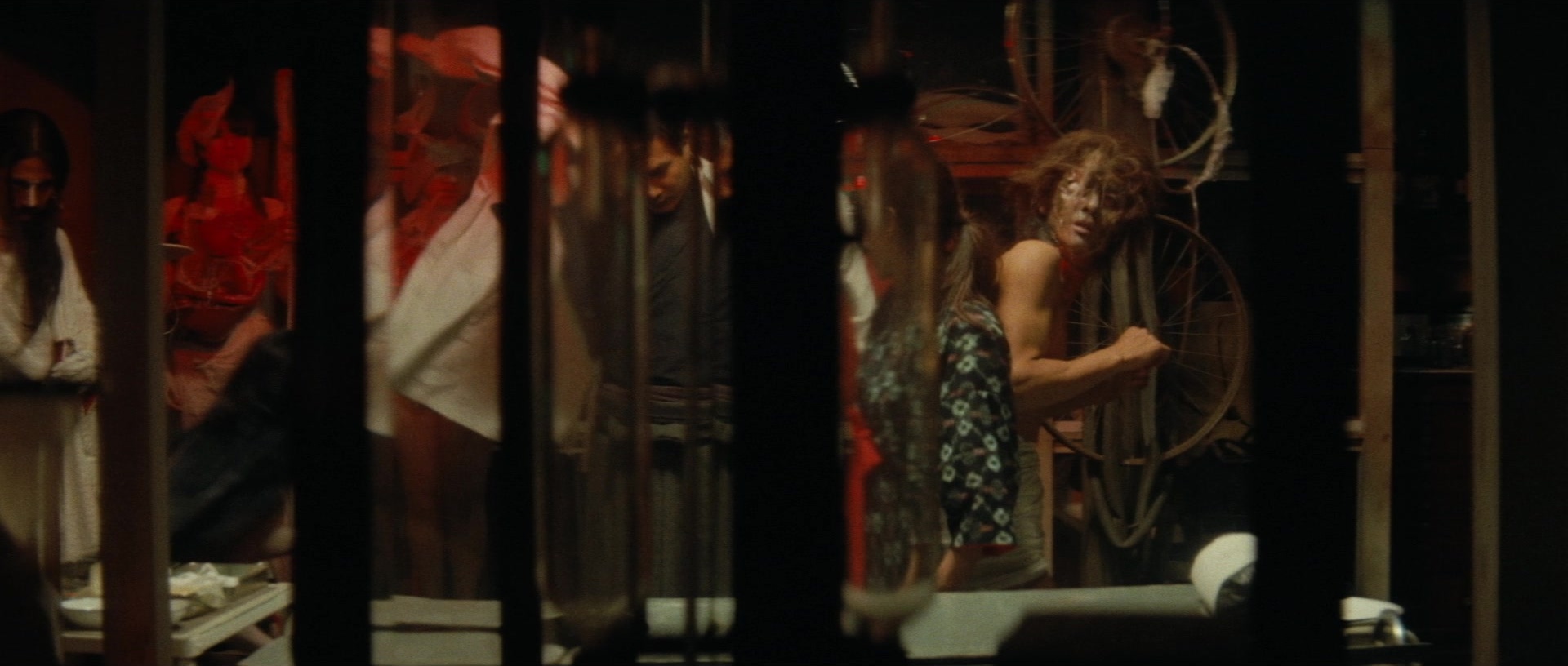Kyôfu kikei ningen: Edogawa Rampo zenshû (1969), wide, 2.35:1 — film still