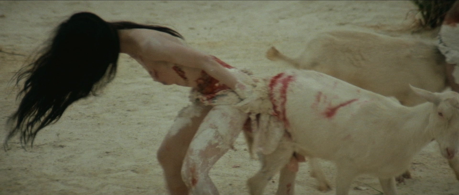 Kyôfu kikei ningen: Edogawa Rampo zenshû (1969), wide, 2.35:1 — film still
