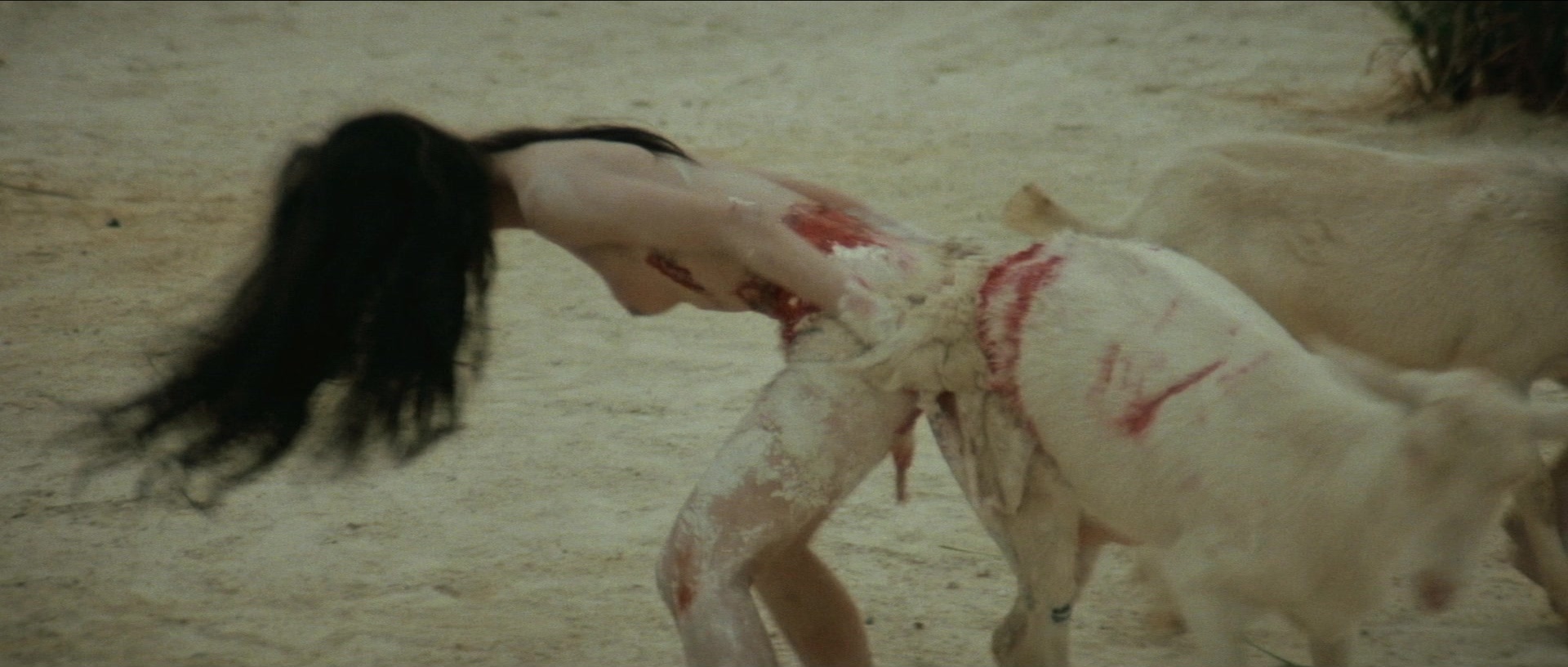 Kyôfu kikei ningen: Edogawa Rampo zenshû (1969), wide, 2.35:1 — film still