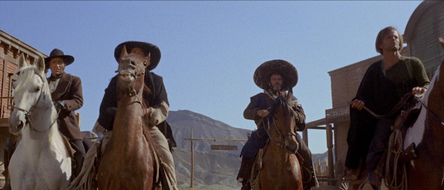 Per qualche dollaro in più — film still