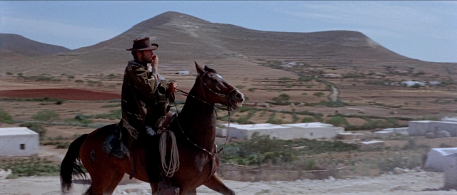 Per qualche dollaro in più — film still