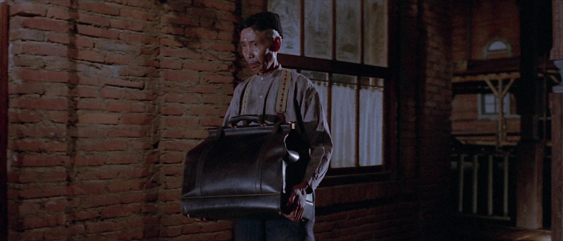 Per qualche dollaro in più (1965), wide, 2.33:1 — film still