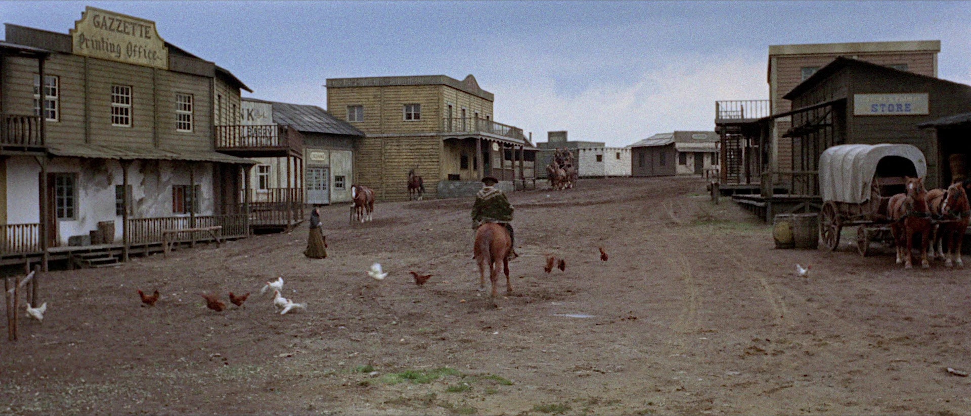 Per qualche dollaro in più (1965), wide, 2.33:1 — film still