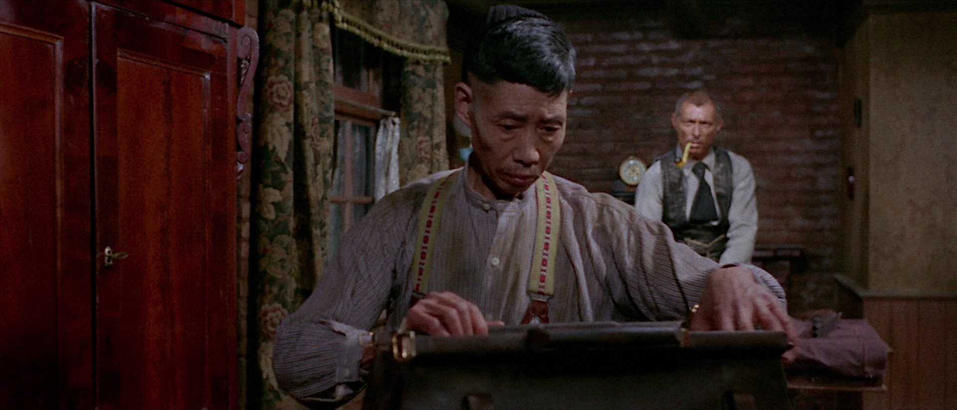 Per qualche dollaro in più (1965), wide, 2.33:1 — film still