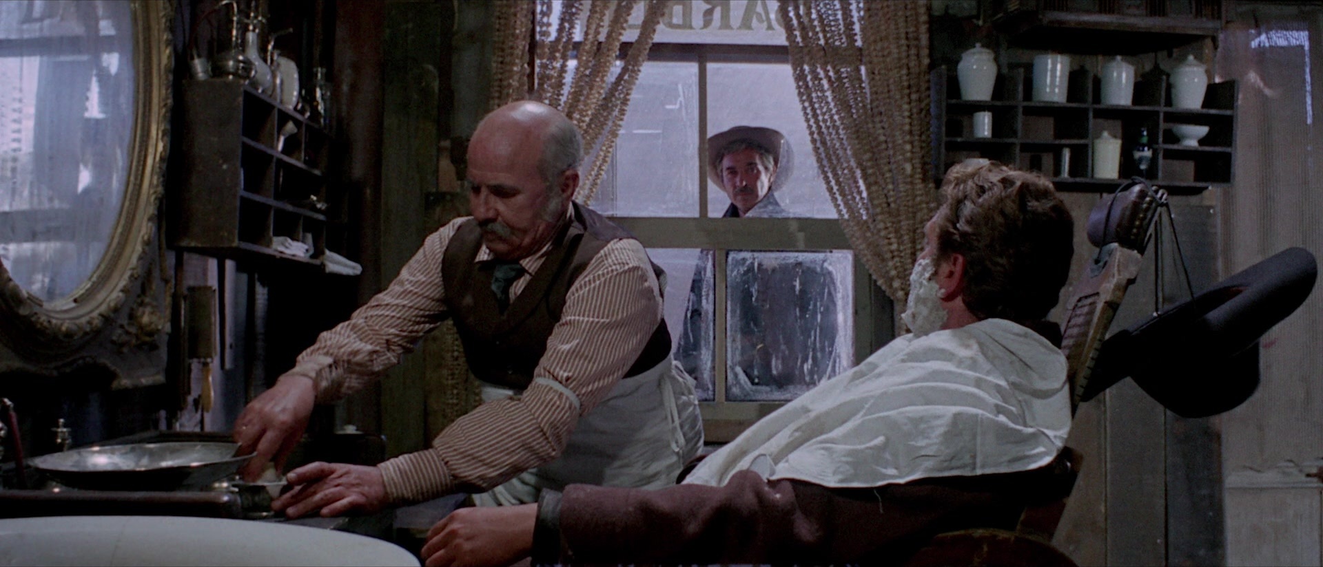 Per qualche dollaro in più (1965), wide, 2.33:1 — film still