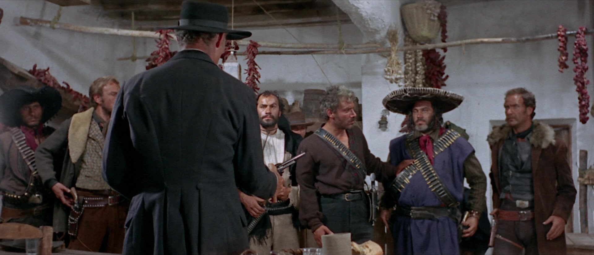 Per qualche dollaro in più (1965), wide, 2.33:1 — film still