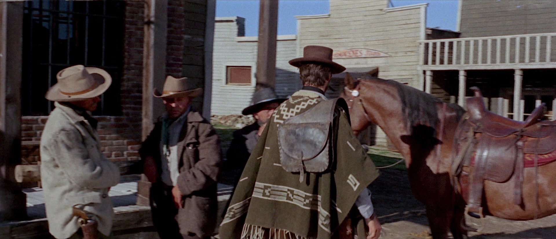 Per qualche dollaro in più (1965), wide, 2.33:1 — film still