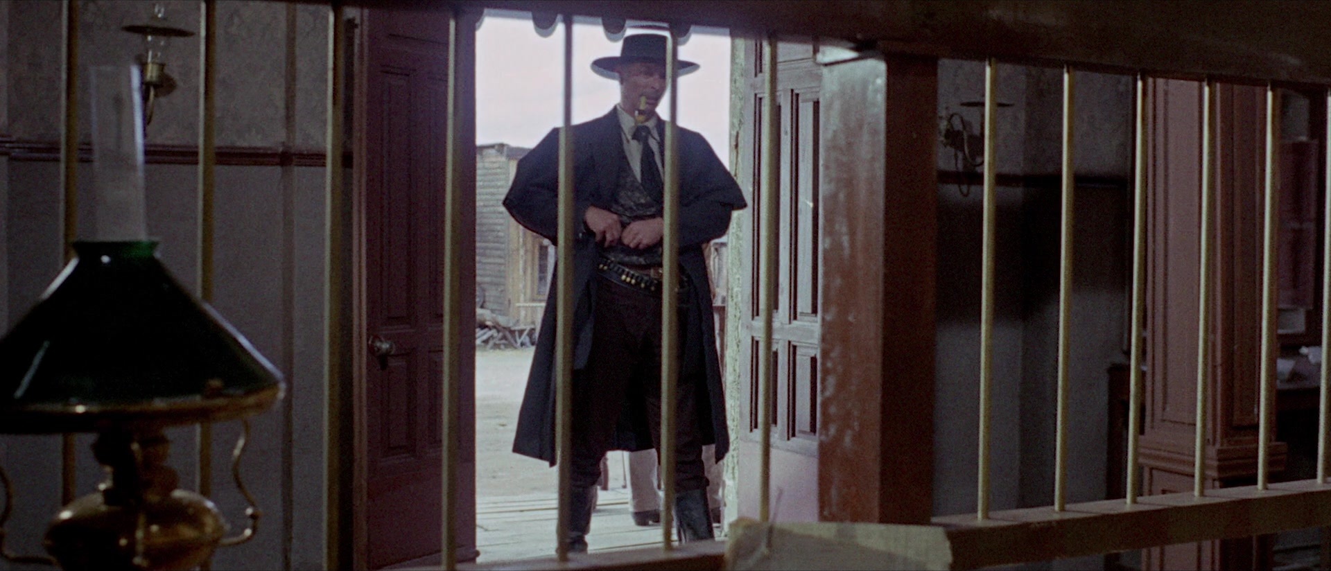 Per qualche dollaro in più (1965), unknown, 2.33:1 — film still