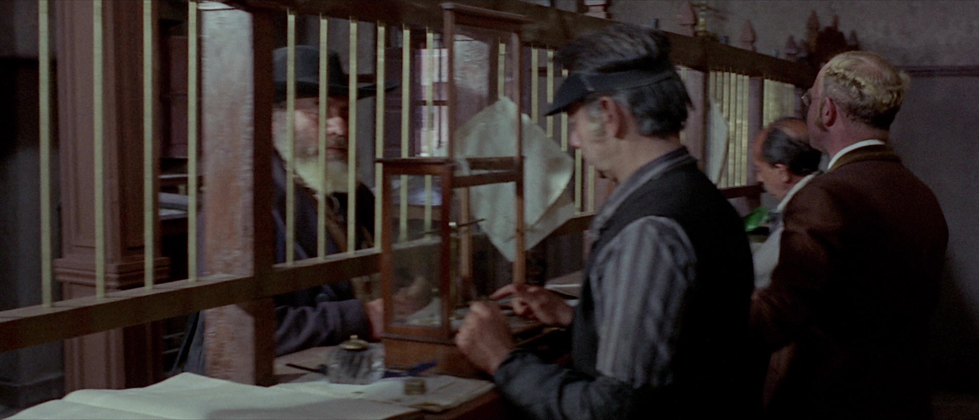 Per qualche dollaro in più (1965), wide, 2.33:1 — film still
