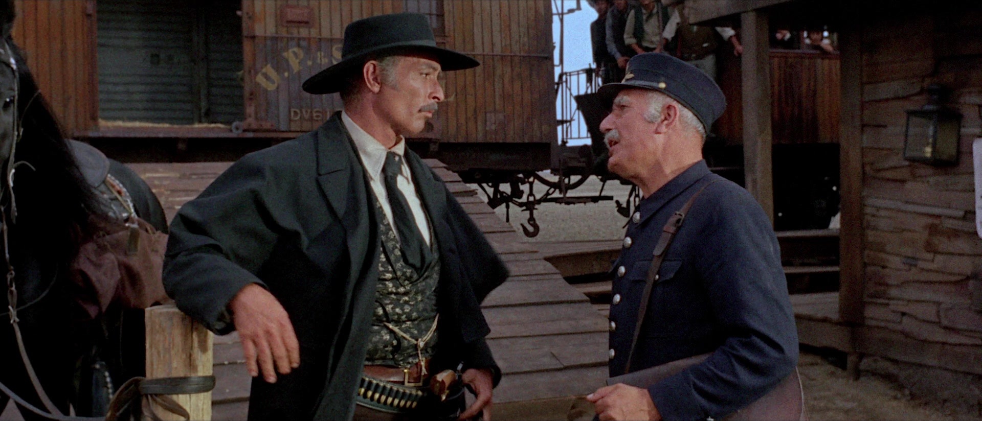 Per qualche dollaro in più (1965), wide, 2.33:1 — film still
